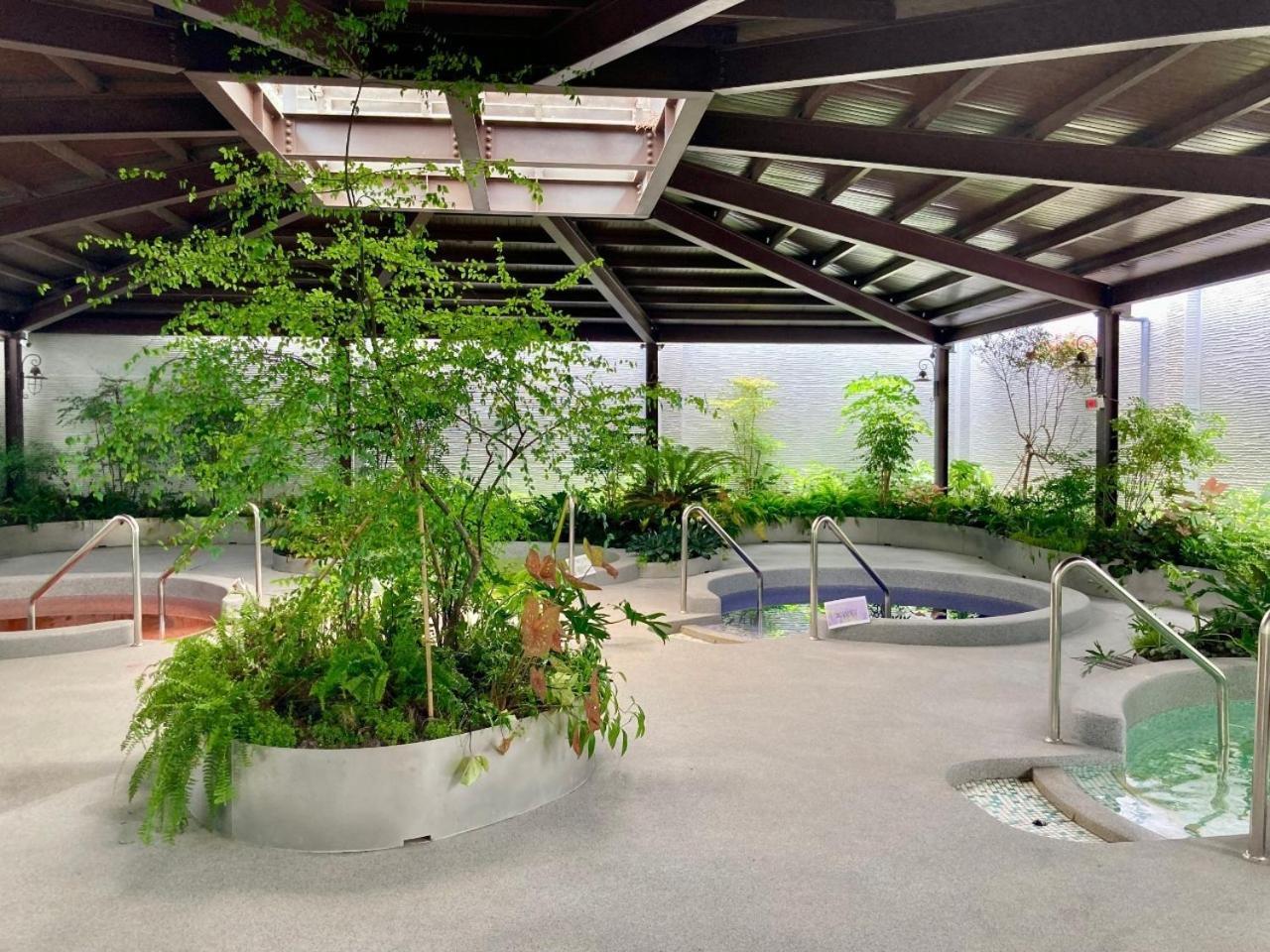 Crownshine Resort Jiaoxi Exterior photo
